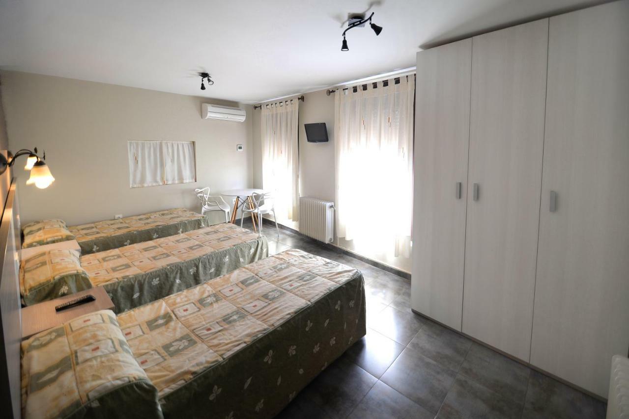 Hostal Palacete De Los Arcedianos Tarazona Eksteriør billede