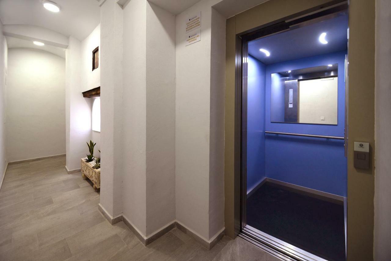 Hostal Palacete De Los Arcedianos Tarazona Eksteriør billede
